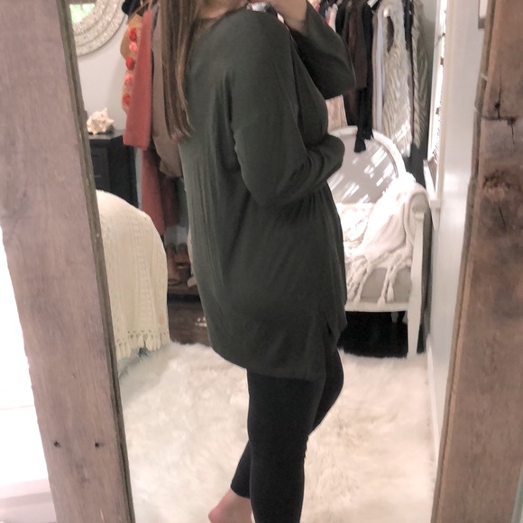 Eileen Fisher olive green top size large high low - Picture 3 of 6